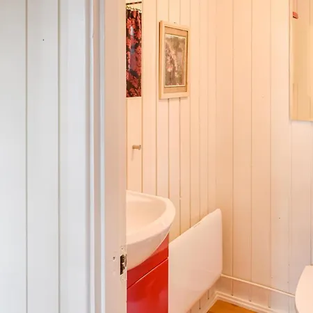 Vakantiehuis 4 Bedroom In *