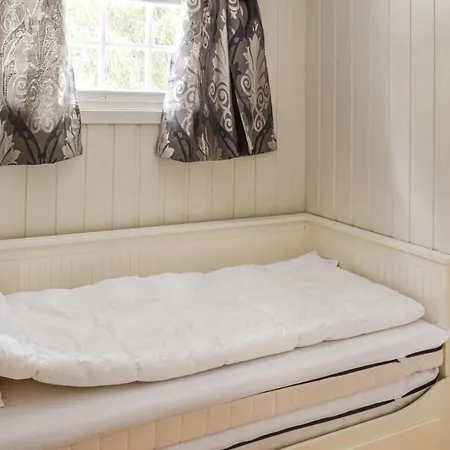 4 Bedroom In Vakantiehuis *